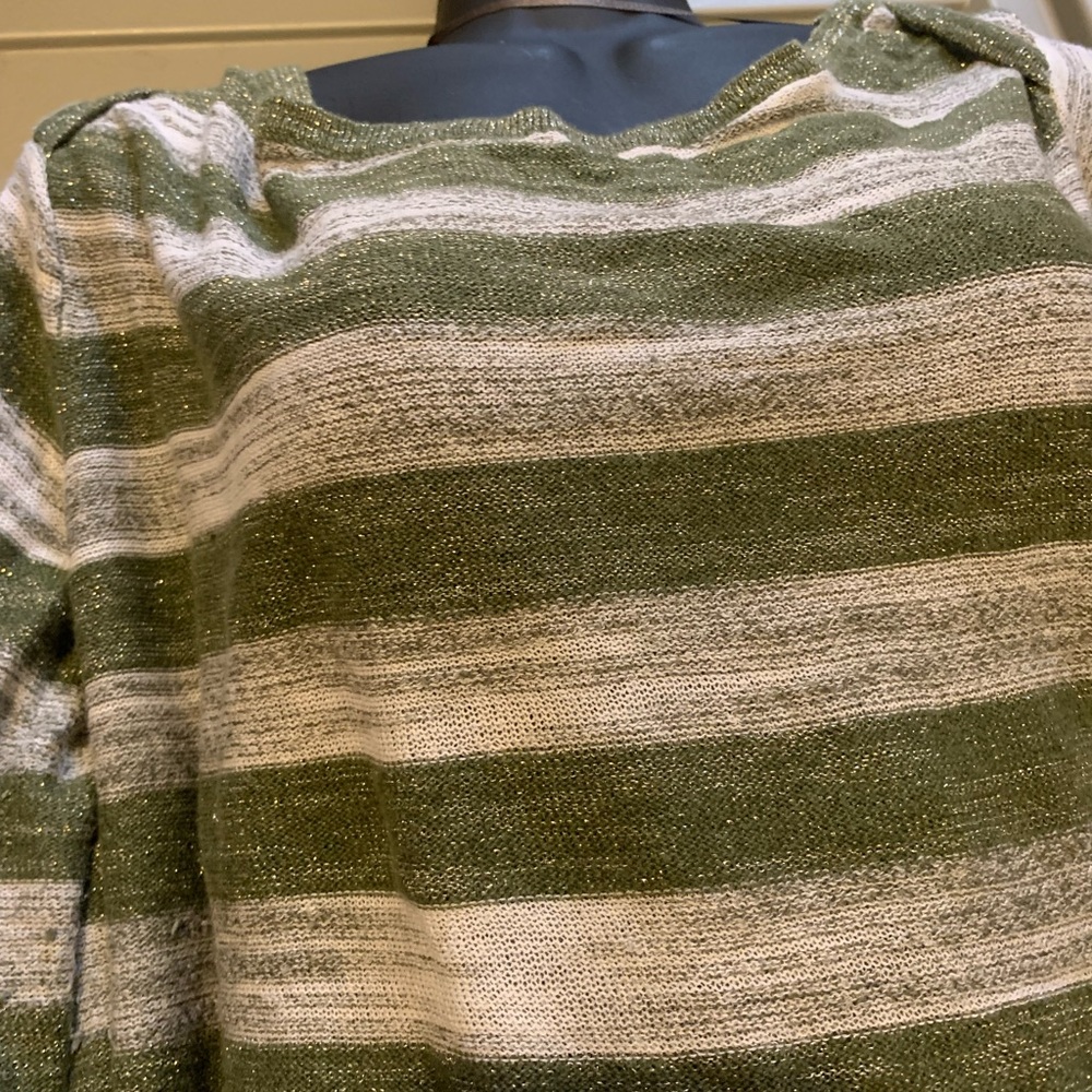 Sweater - Picture 4 of 5
